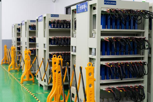 大型电池电芯分容柜