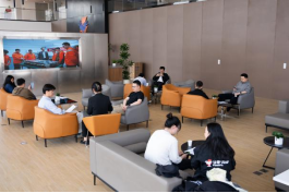 三电检测报告提升成交率 客户看检测报告下单 新能源二手车快速成交动图 检测驱动信任转化 报告即成交利器演示