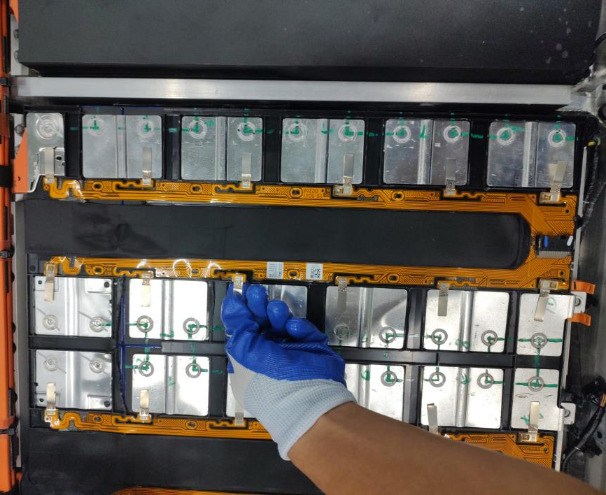 电池模组采集连接排线拆装流程分享