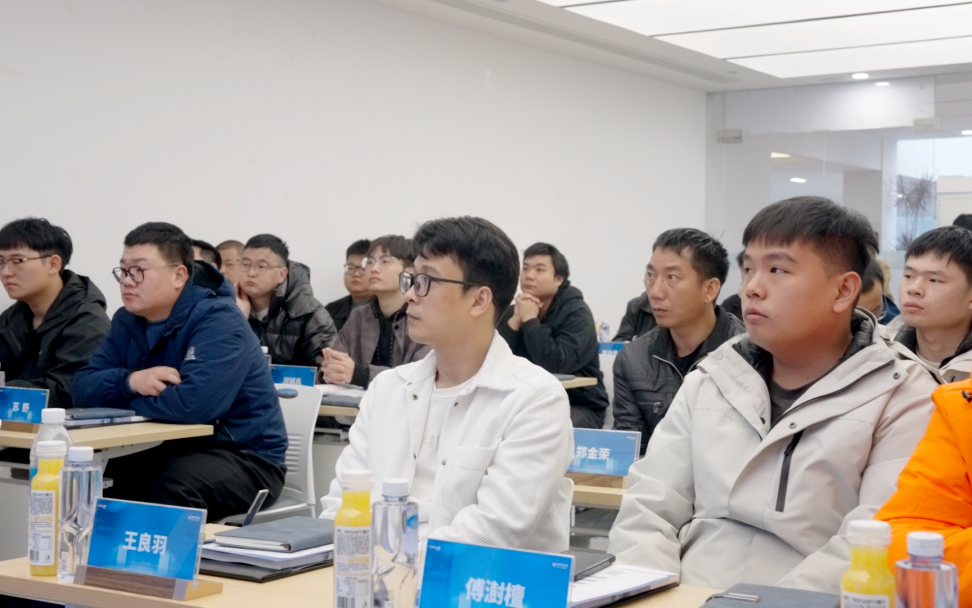 中创新航联合电驴培训开启2025新能源电池系统维修技能培训