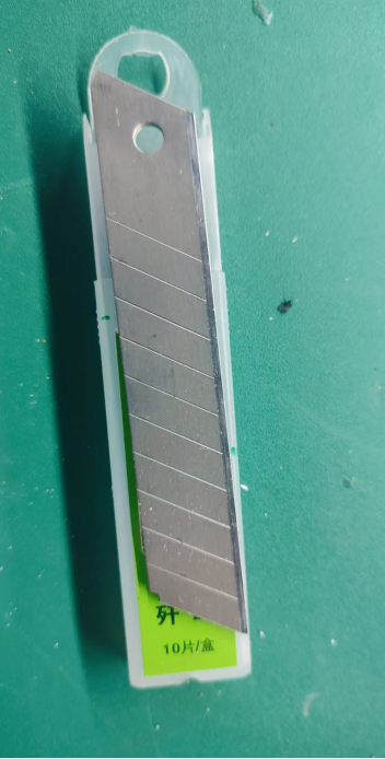 电芯覆盖绝缘蓝膜操作流程分享